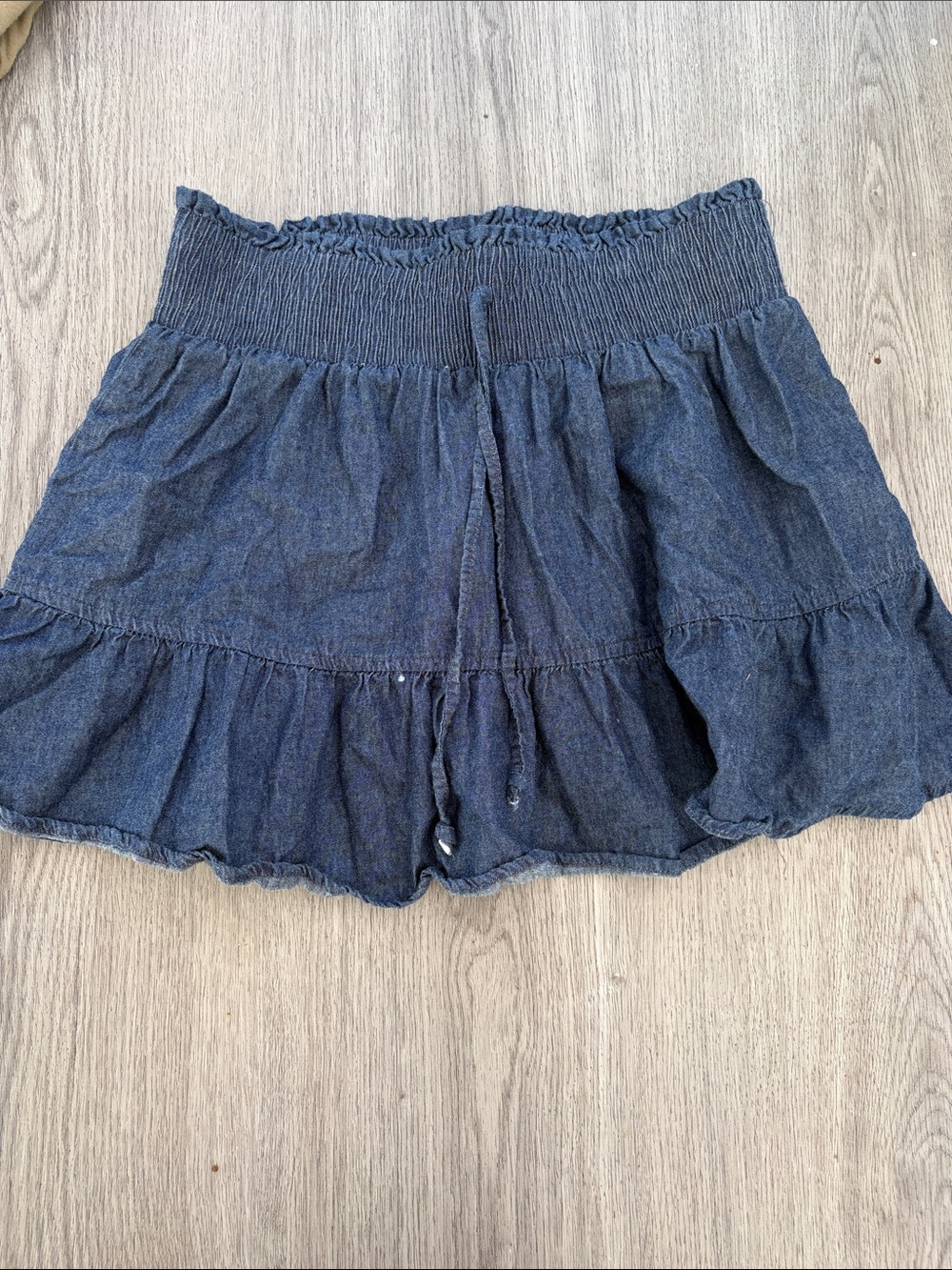 Smocked Waist Ruffle Skort in Denim-Style Blue